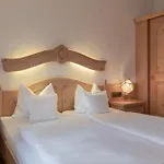 Sonnenhof Hotel 4*